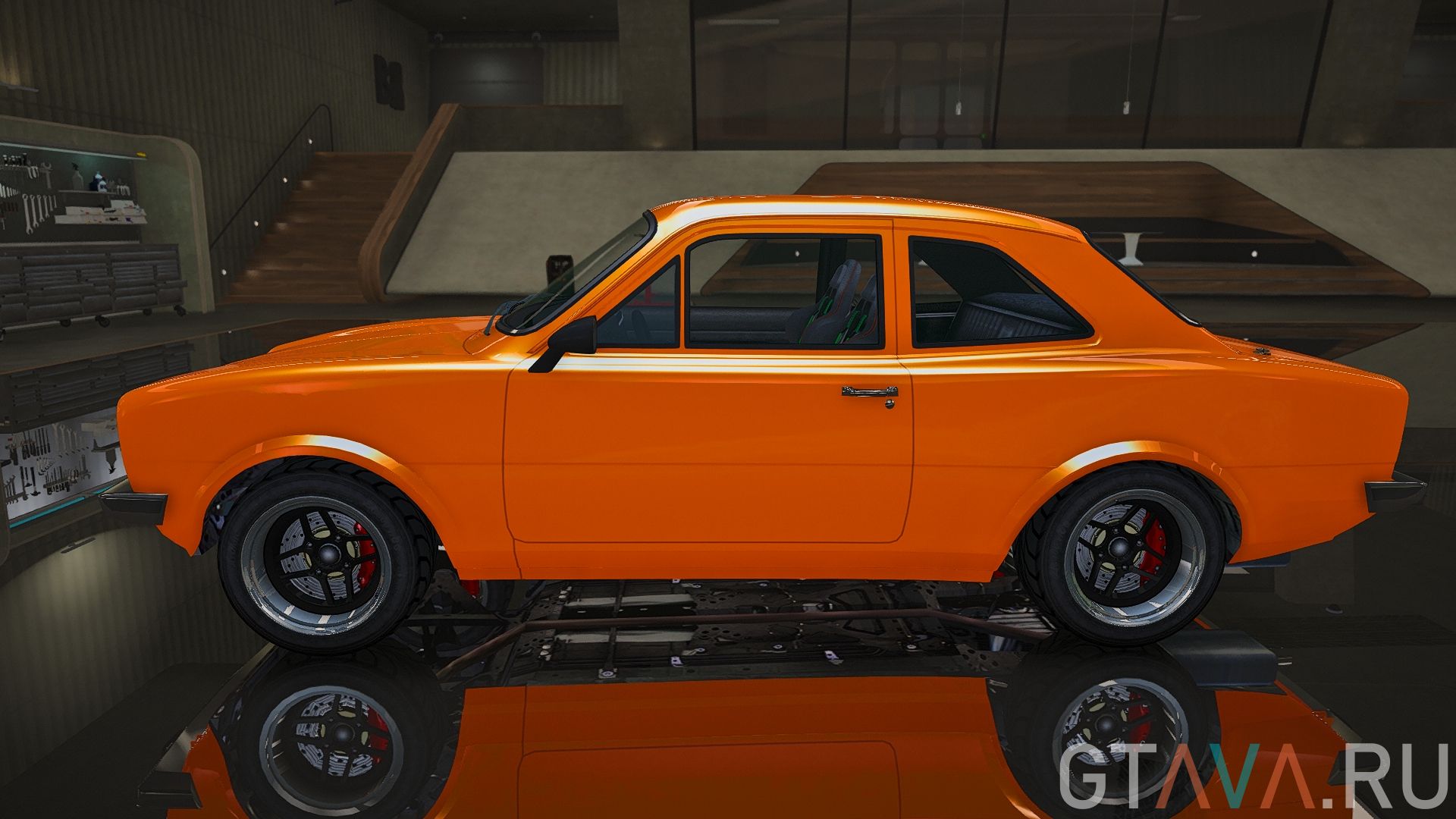 Retinue