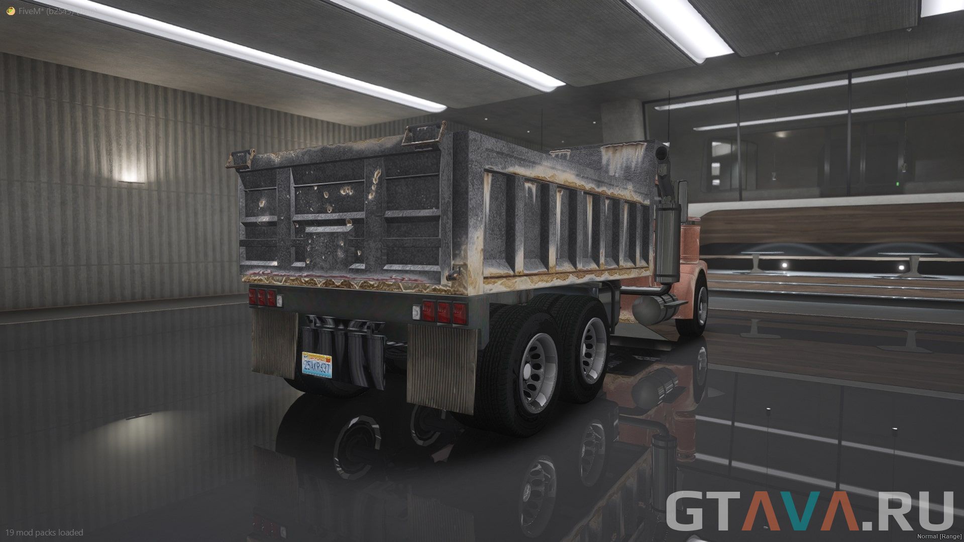 Tiptruck2